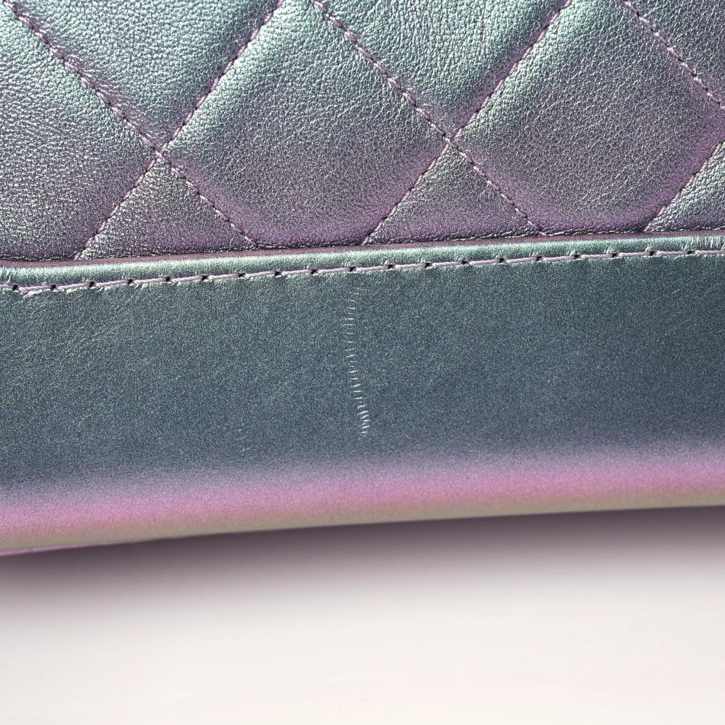 Iridescent Lambskin Calfskin Quilted Small Gabrielle Hobo Light Purple