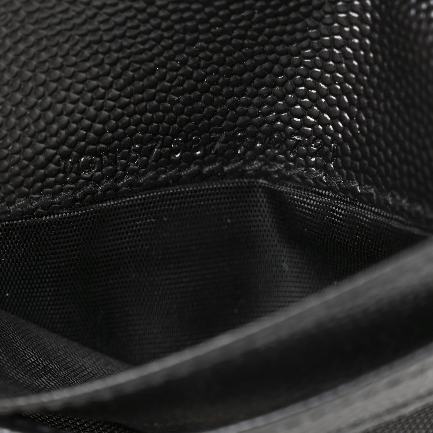 Saint Laurent Grain De Poudre Matelasse Chevron Monogram Zipped Card Case Black 7 of 10