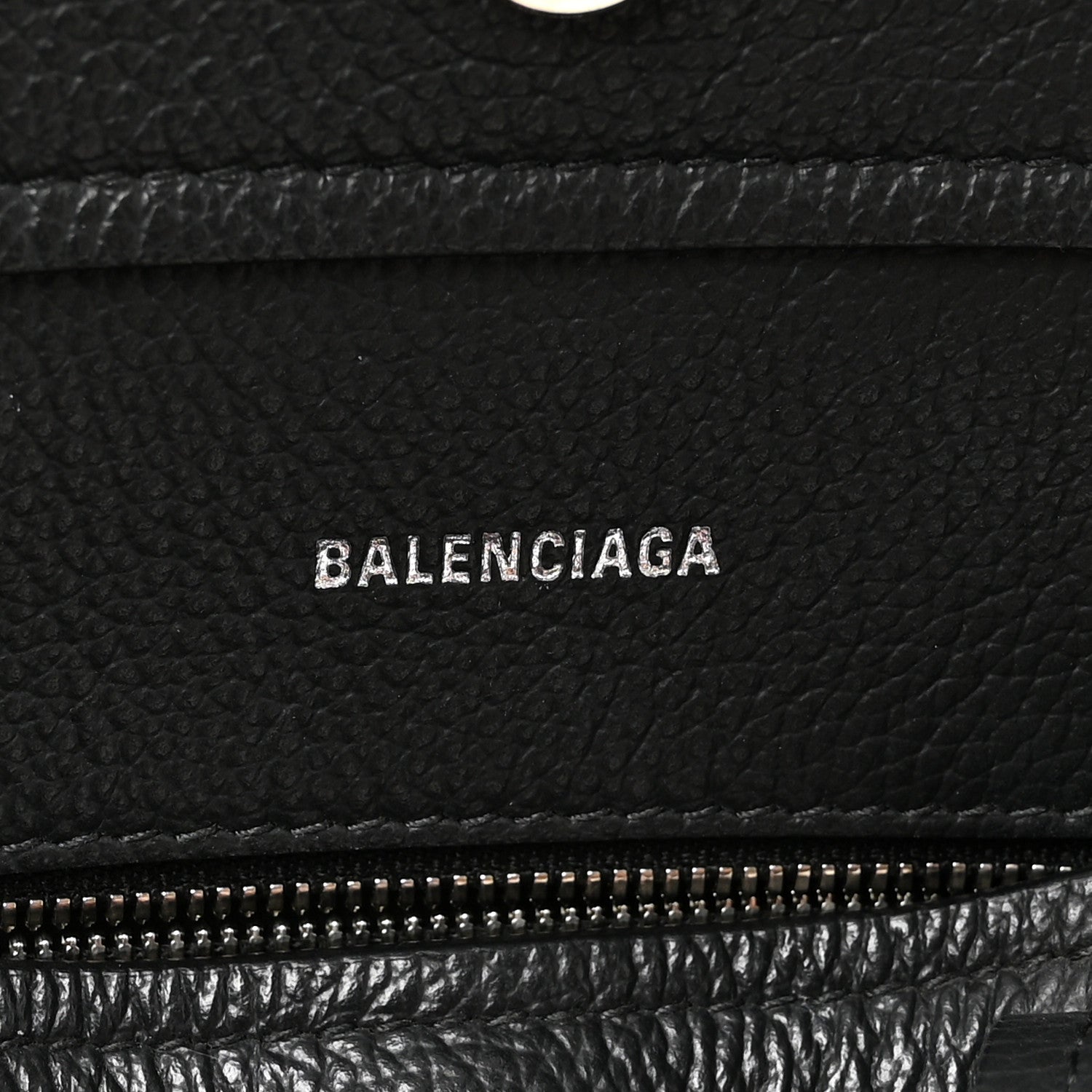 Balenciaga Grained Calfskin Small Everyday North South Shoulder Tote Bag Black 6 of 10
