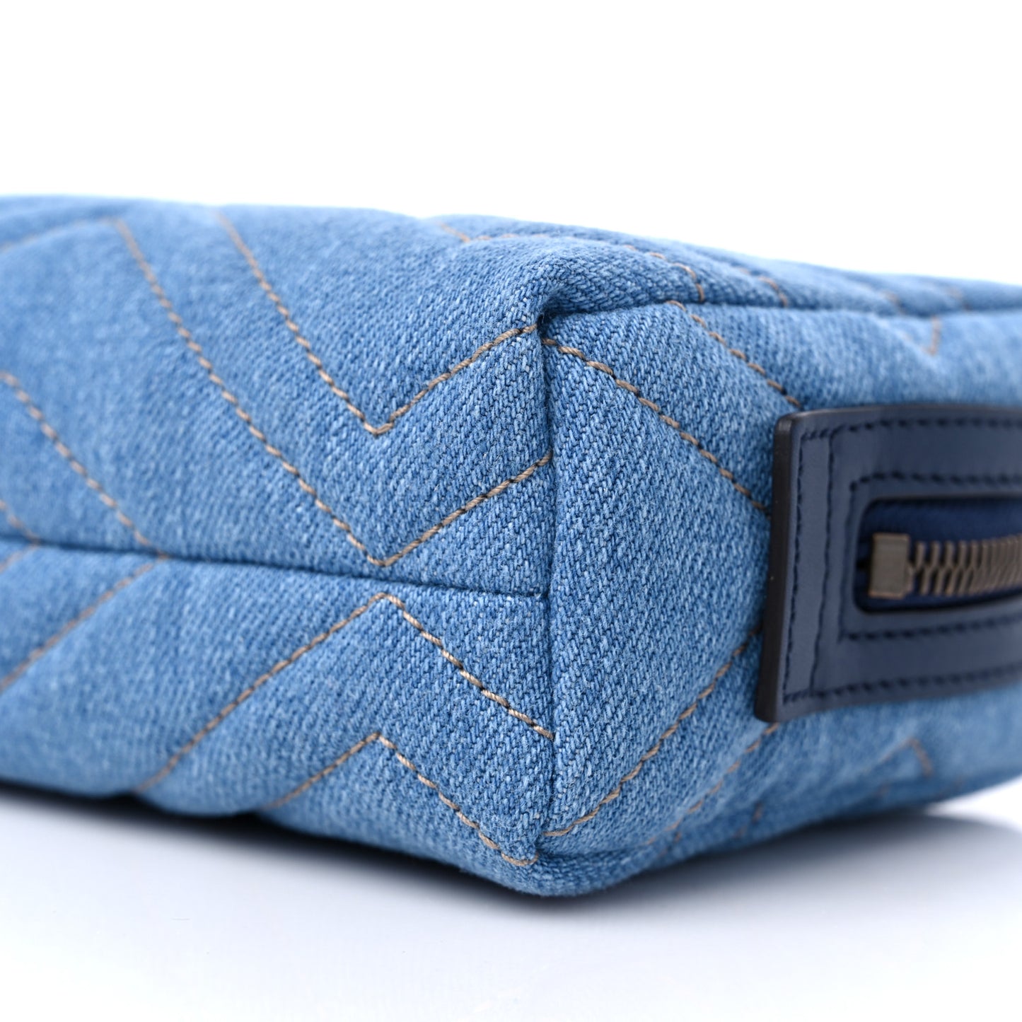 Denim Matelasse Pearly GG Marmont Cosmetic Case Blue