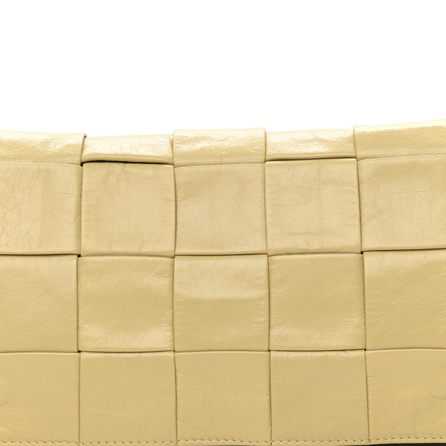 Paper Calfskin Intrecciato Stretch Cassette Beige
