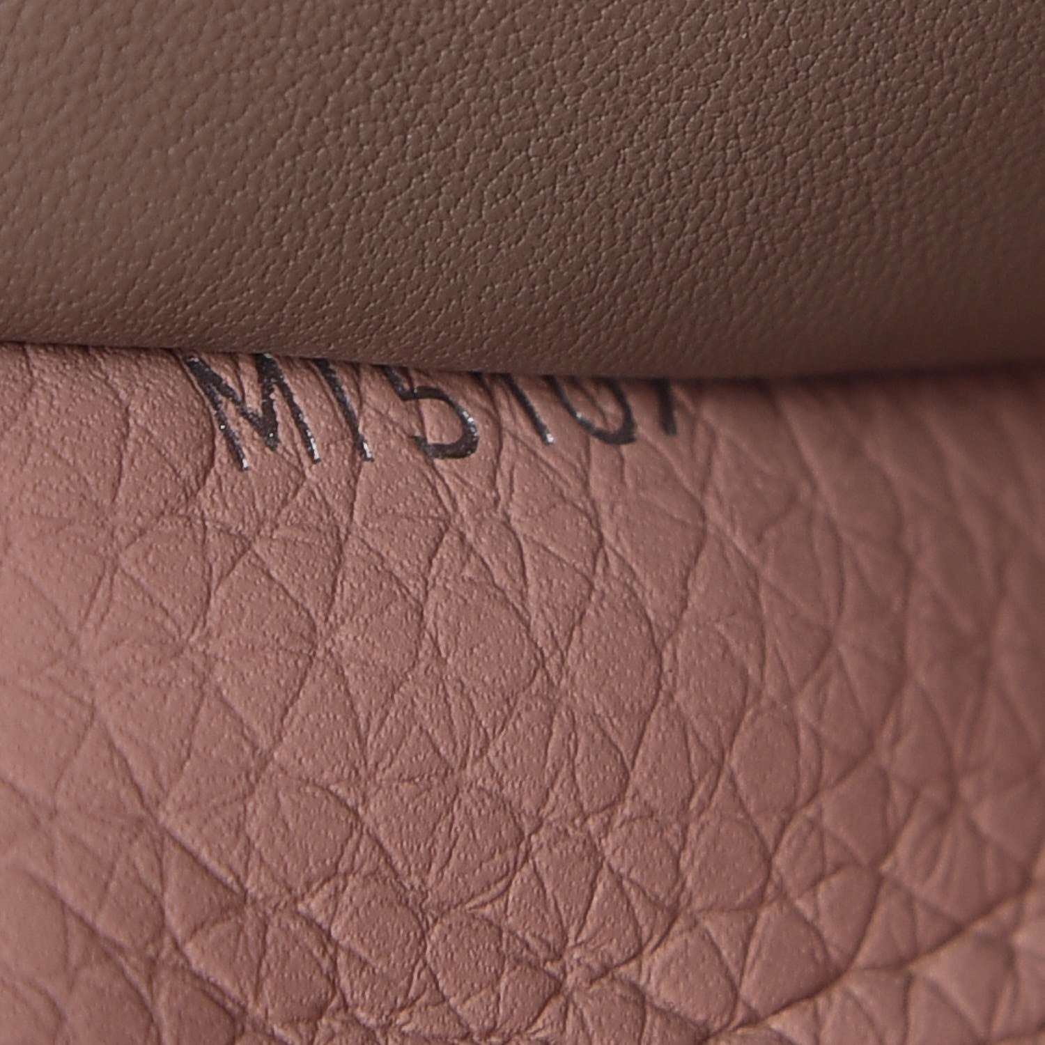 Louis Vuitton Taurillon Capucines Wallet Magnolia 7 of 9
