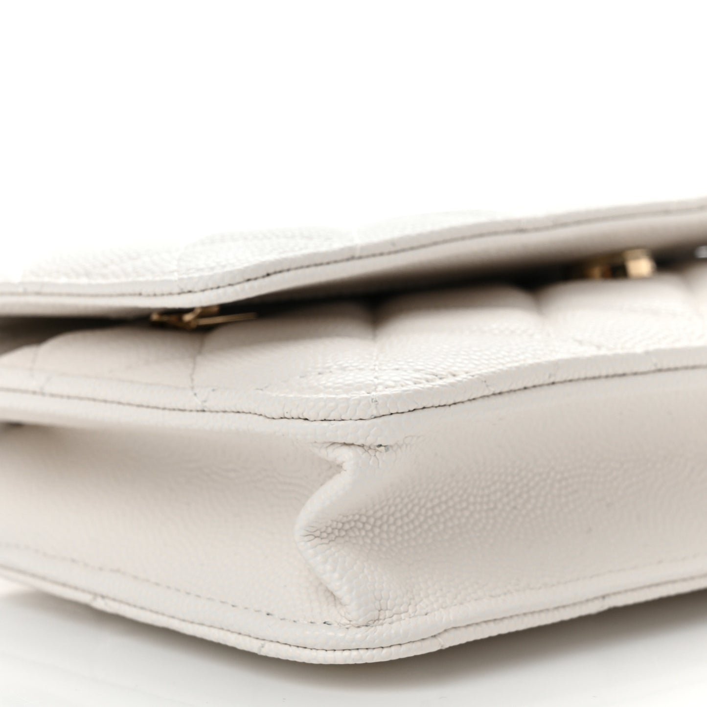 Caviar Quilted Wallet On Chain WOC White