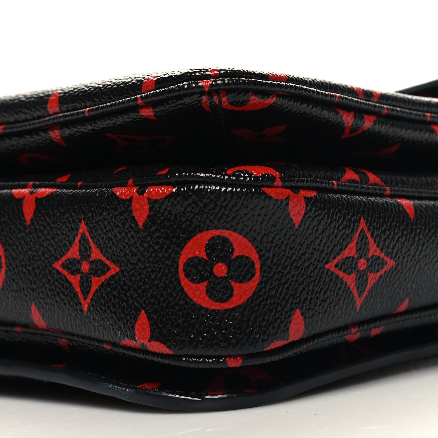 Louis Vuitton Monogram Infrarouge Pochette Metis 10 of 10