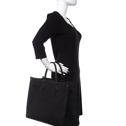 Louis Vuitton Empreinte Monogram Giant Onthego GM Black 2 of 11