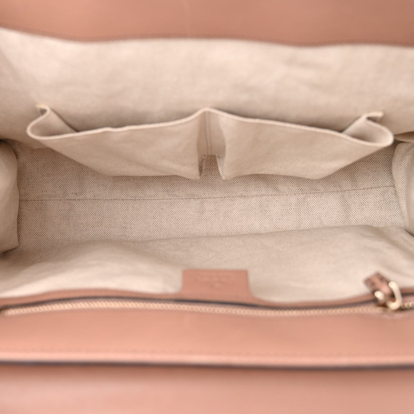 Guccissima Large Emily Chain Shoulder Bag Camelia