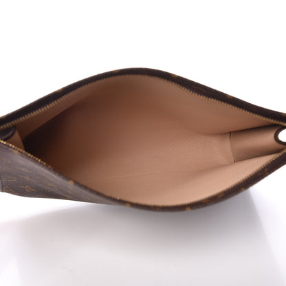 Louis Vuitton Monogram Toiletry Pouch 26 6 of 9