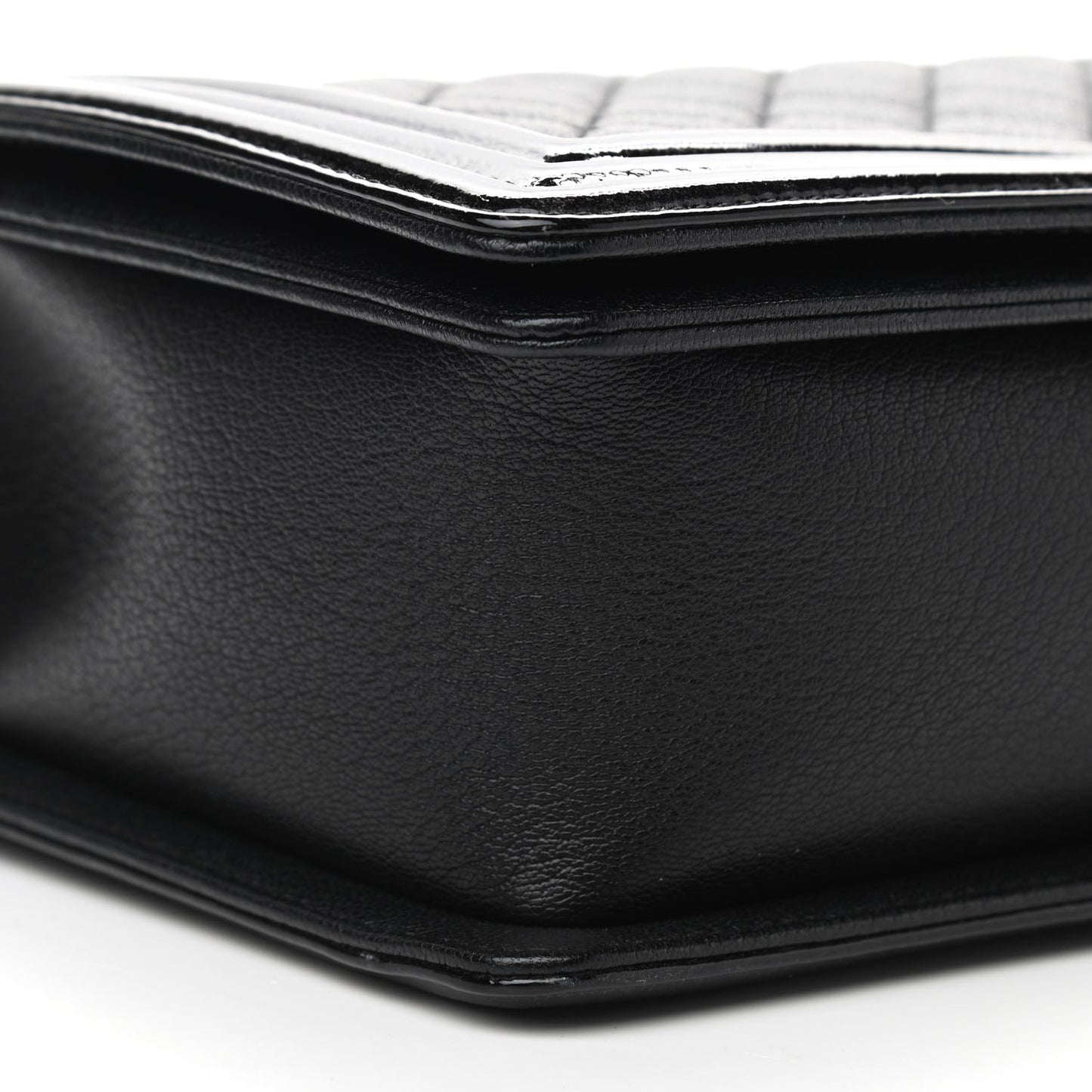 Goatskin Quilted Patent New Medium Duo Boy Flap Black