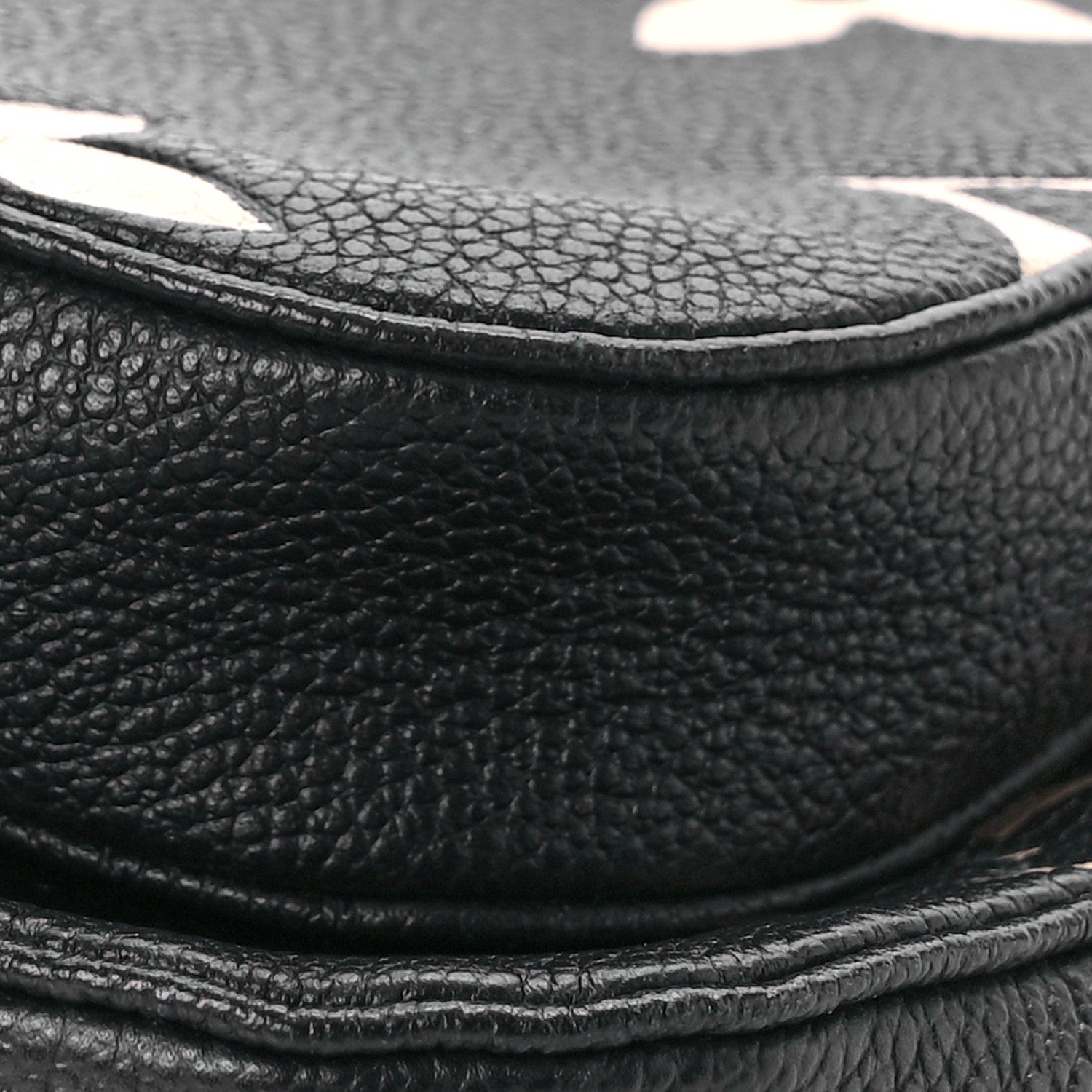 Louis Vuitton Empreinte Monogram Giant Multi Pochette Accessories Black Beige 10 of 10