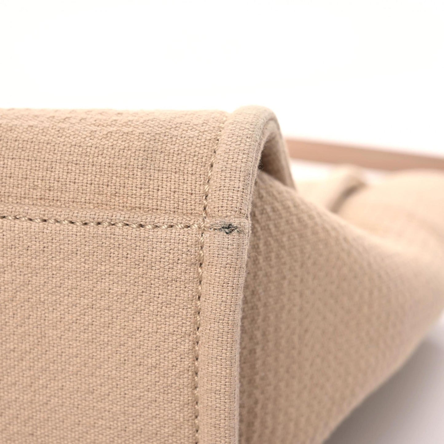 Mixed Fibers Medium Deauville Tote Beige