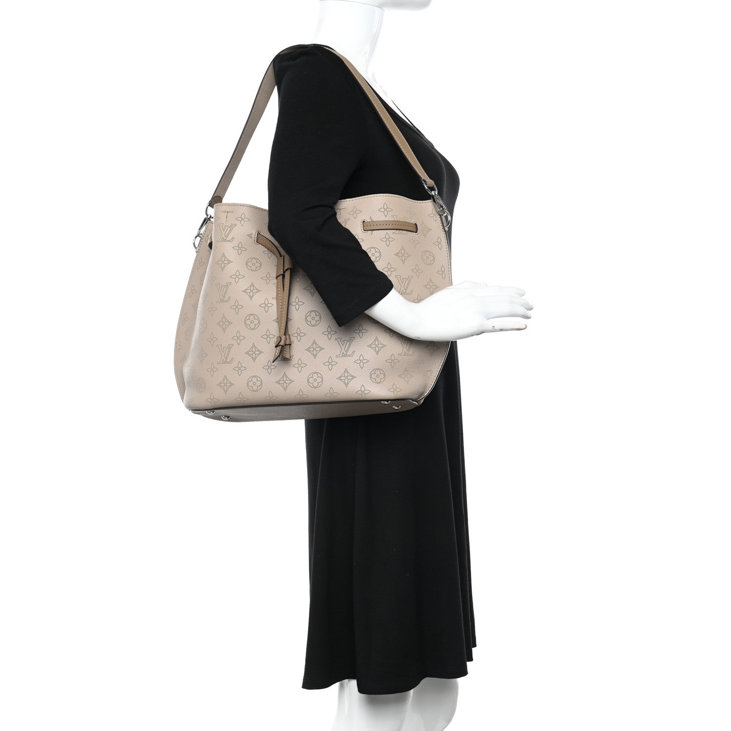 Louis Vuitton Mahina Girolata Galet 2 of 11