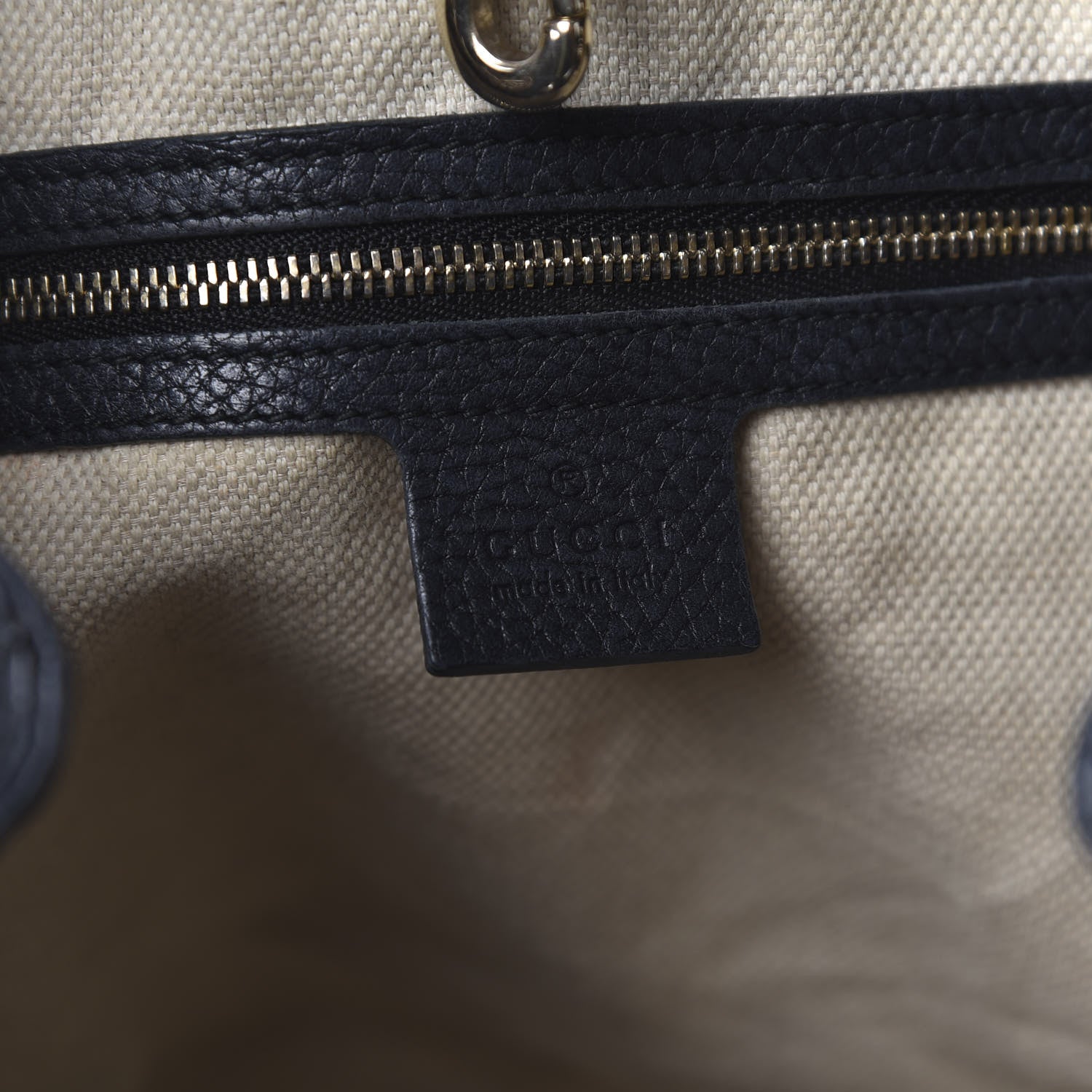 Gucci Pebbled Calfskin Medium Soho Chain Shoulder Bag Black 8 of 10