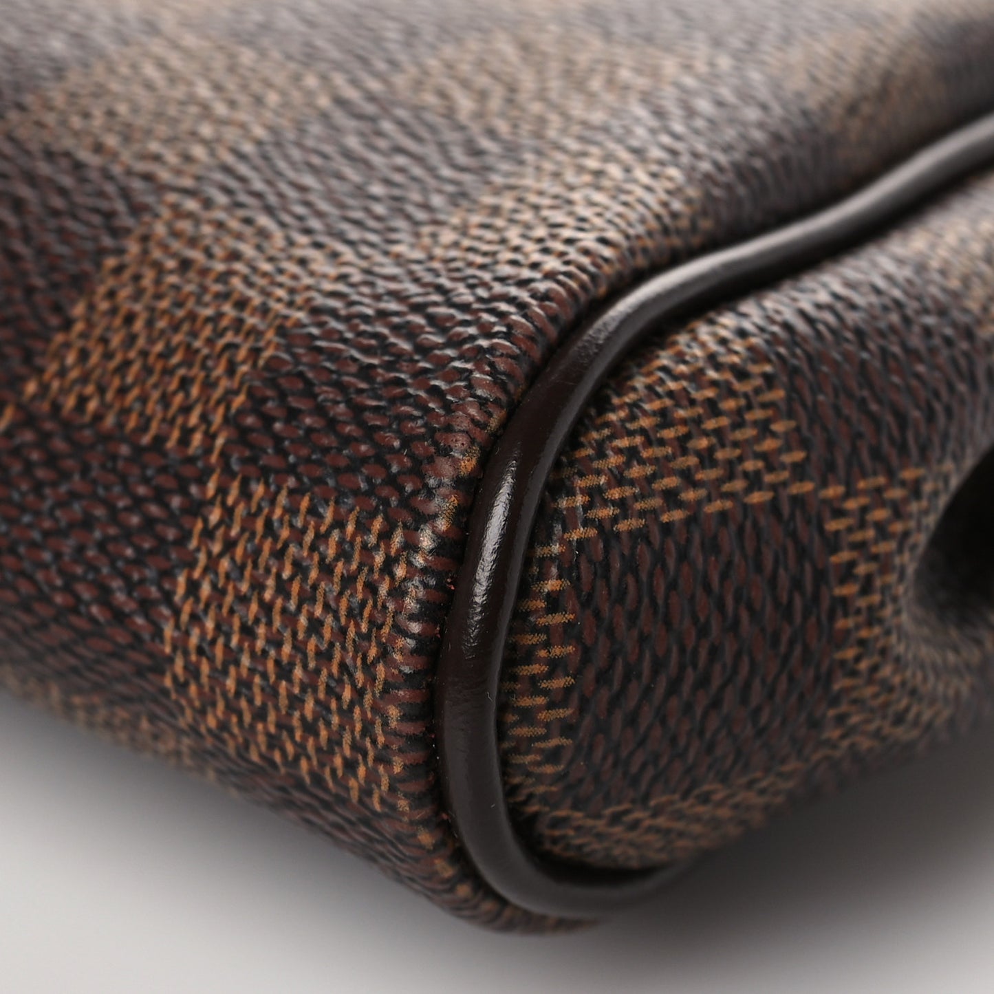 Damier Ebene Eva Clutch