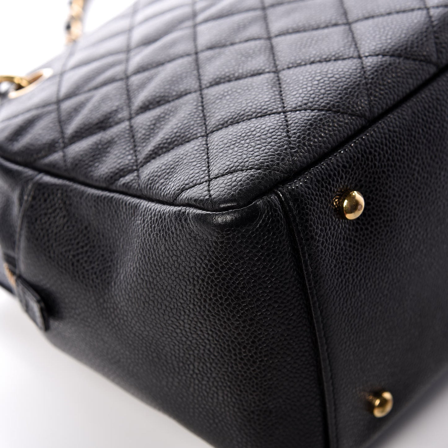 Caviar Quilted Petit Timeless Tote PTT Black