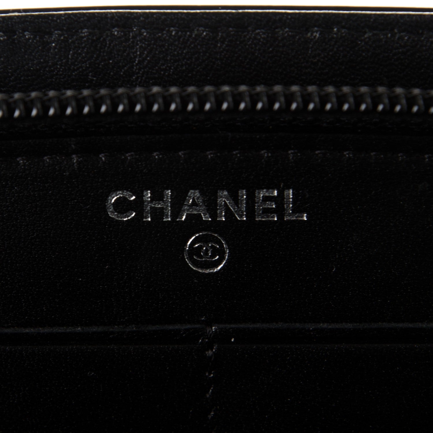 Chanel Patent Large CC Compact Zip Gusset Wallet Black 6 of 8