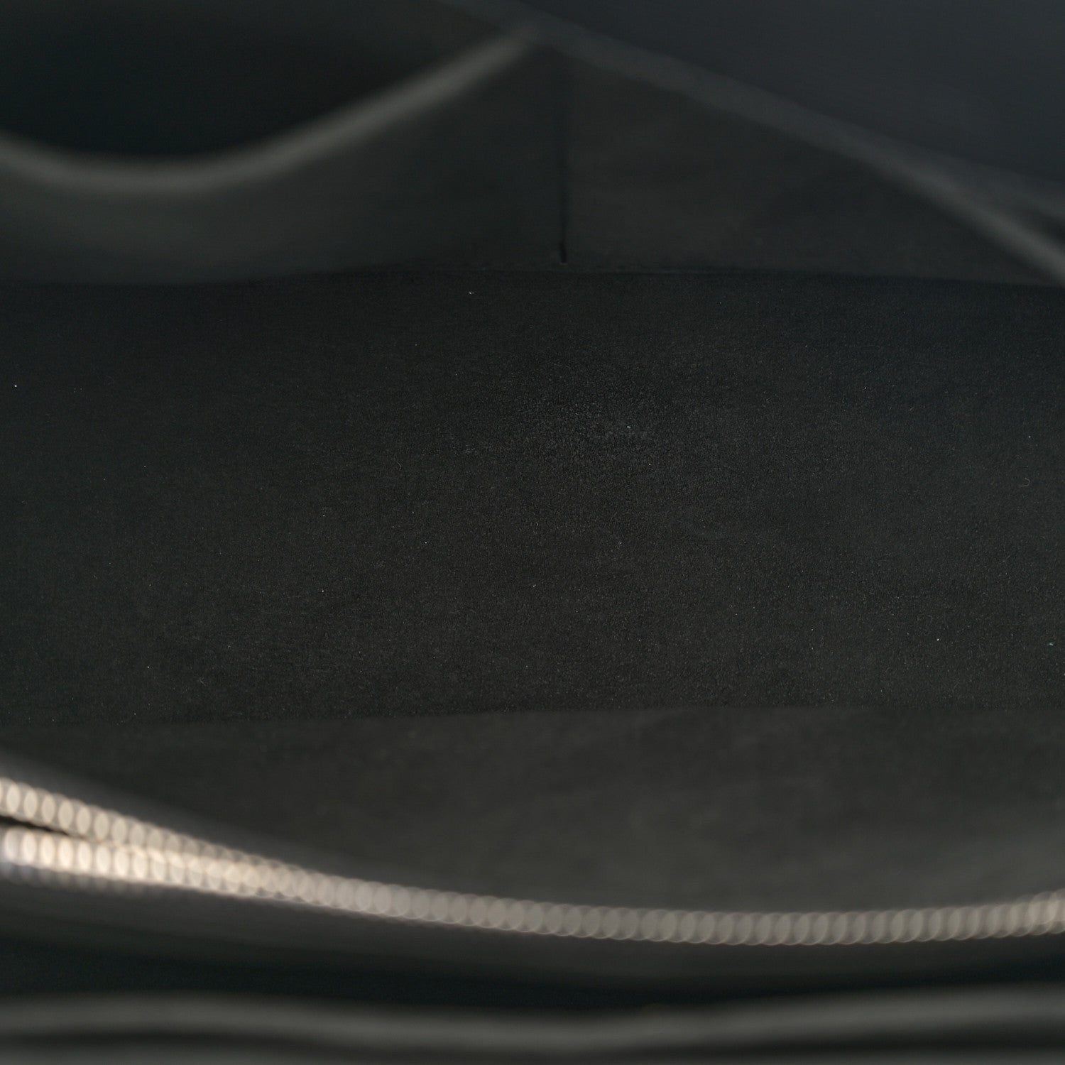 Louis Vuitton Epi Marly MM Black 5 of 13