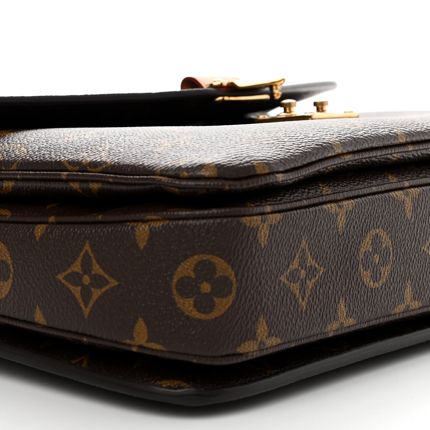 Louis Vuitton Monogram Pochette Metis 8 of 9