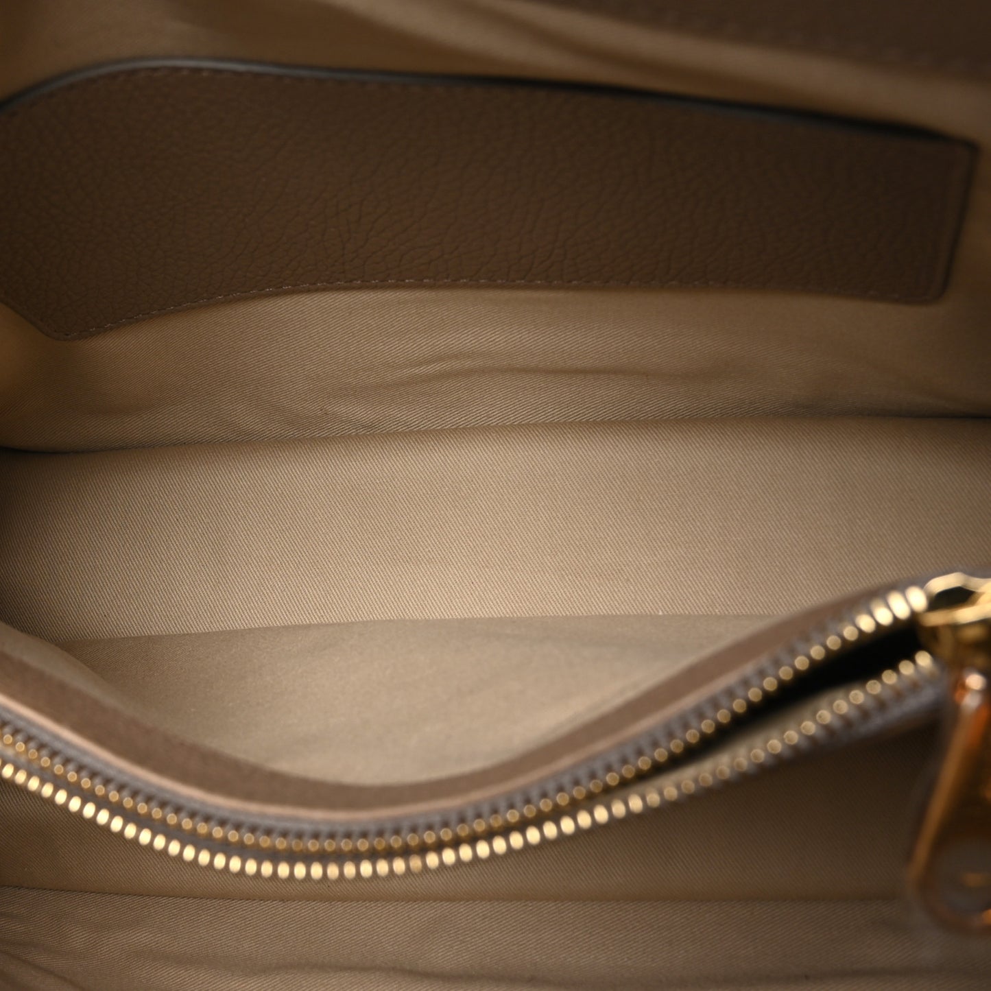 Shiny Grained Calfskin Medium Aby Day Shoulder Bag Motty Grey