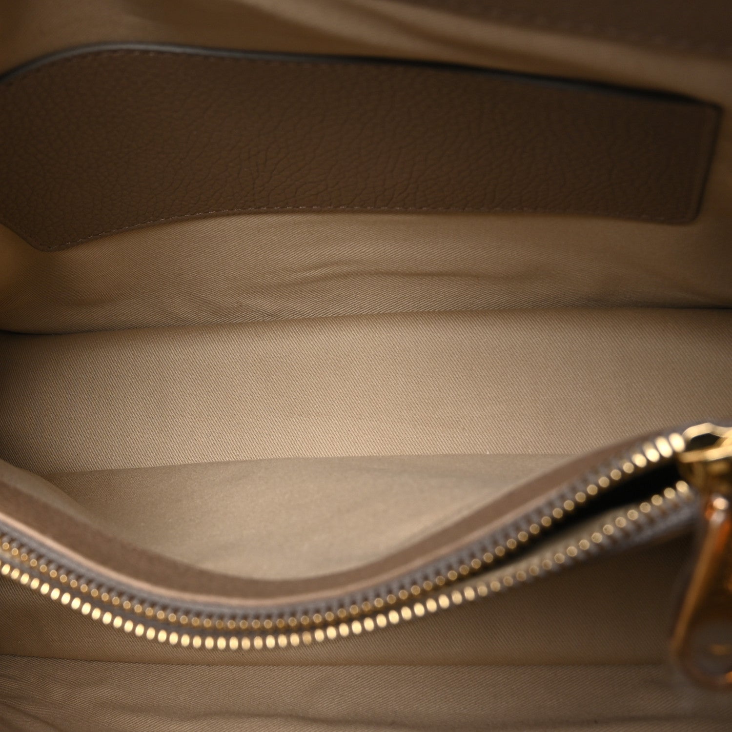 Chloe Shiny Grained Calfskin Medium Aby Day Shoulder Bag Motty Grey 6 of 11