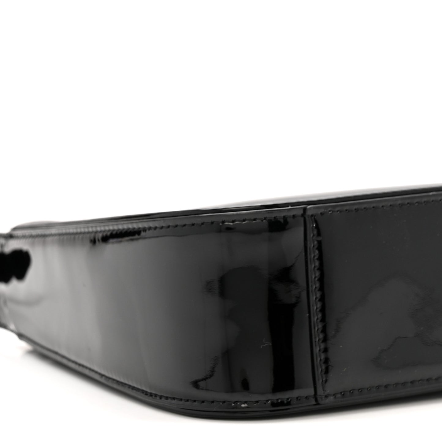 Patent Le 5 A 7 Hobo Black