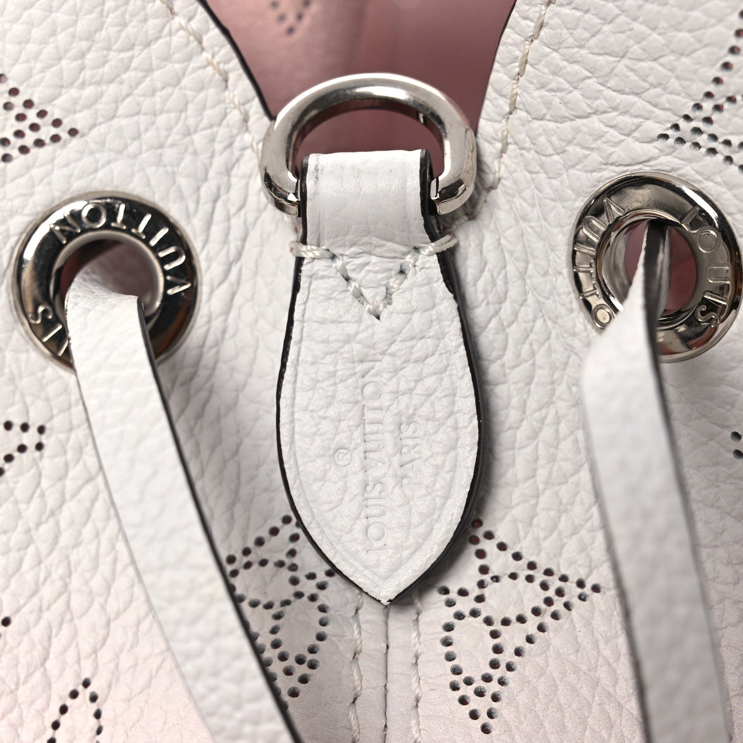 Louis Vuitton Mahina Degrade Bella Rose 6 of 12