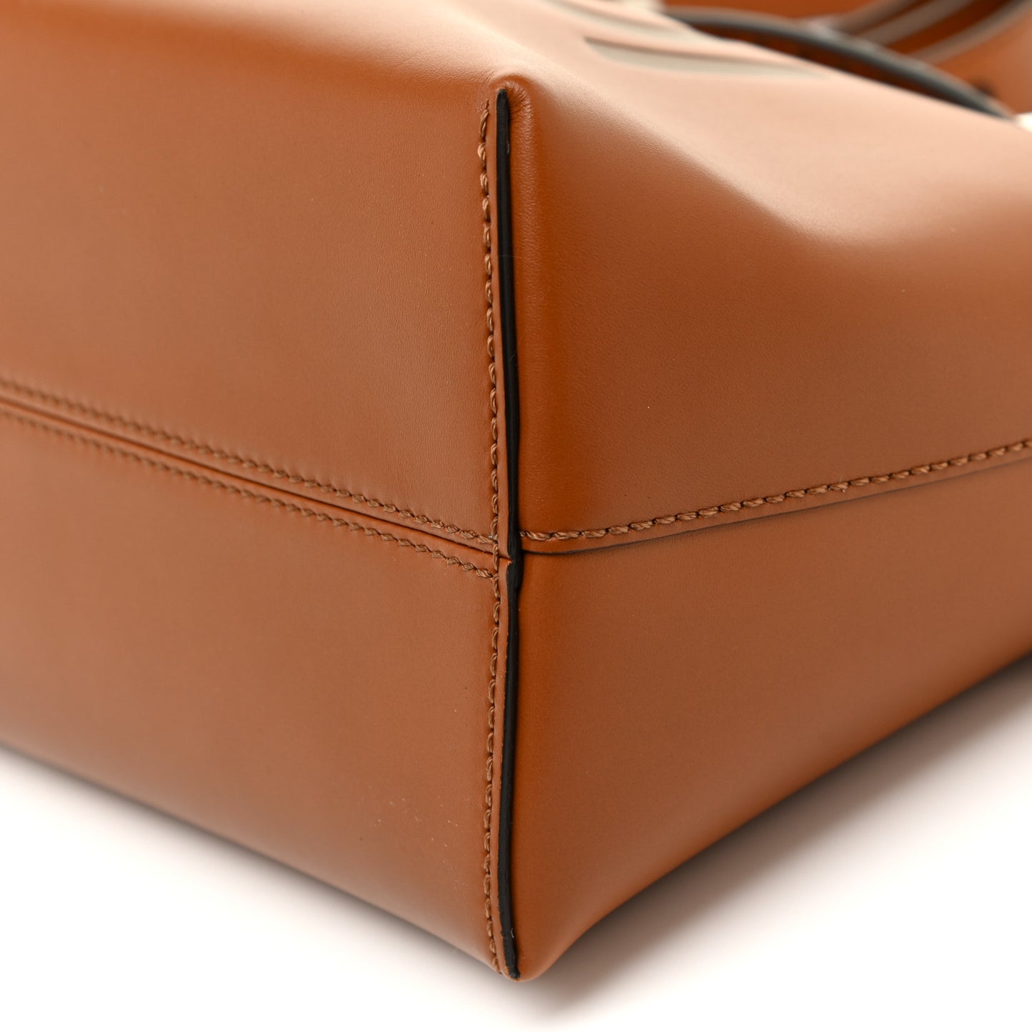 Vitello King Logo Embossed Medium By The Way Boston Bag Cuoio