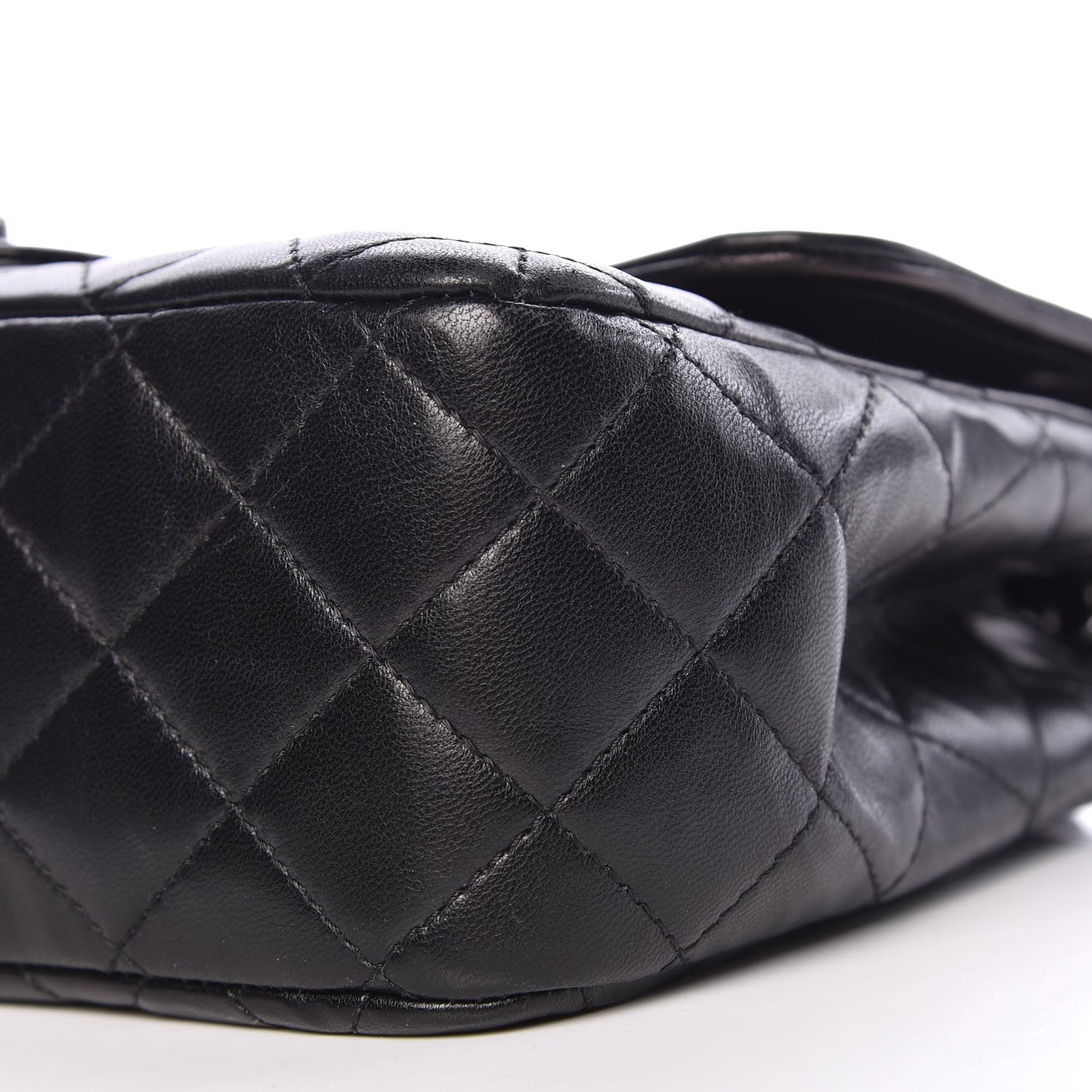 Lambskin Quilted Elementary Chic Flap Black