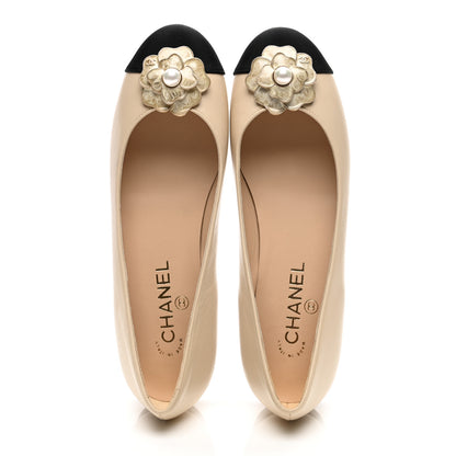 Chanel Calfskin Grosgrain Pearl Camellia Ballerina Flats 39 Beige Black 2 of 9