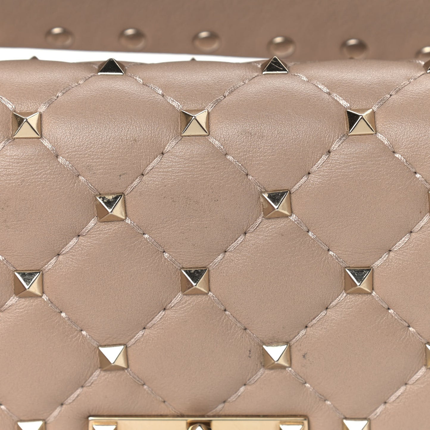 Nappa Medium Rockstud Spike Shoulder Bag Poudre