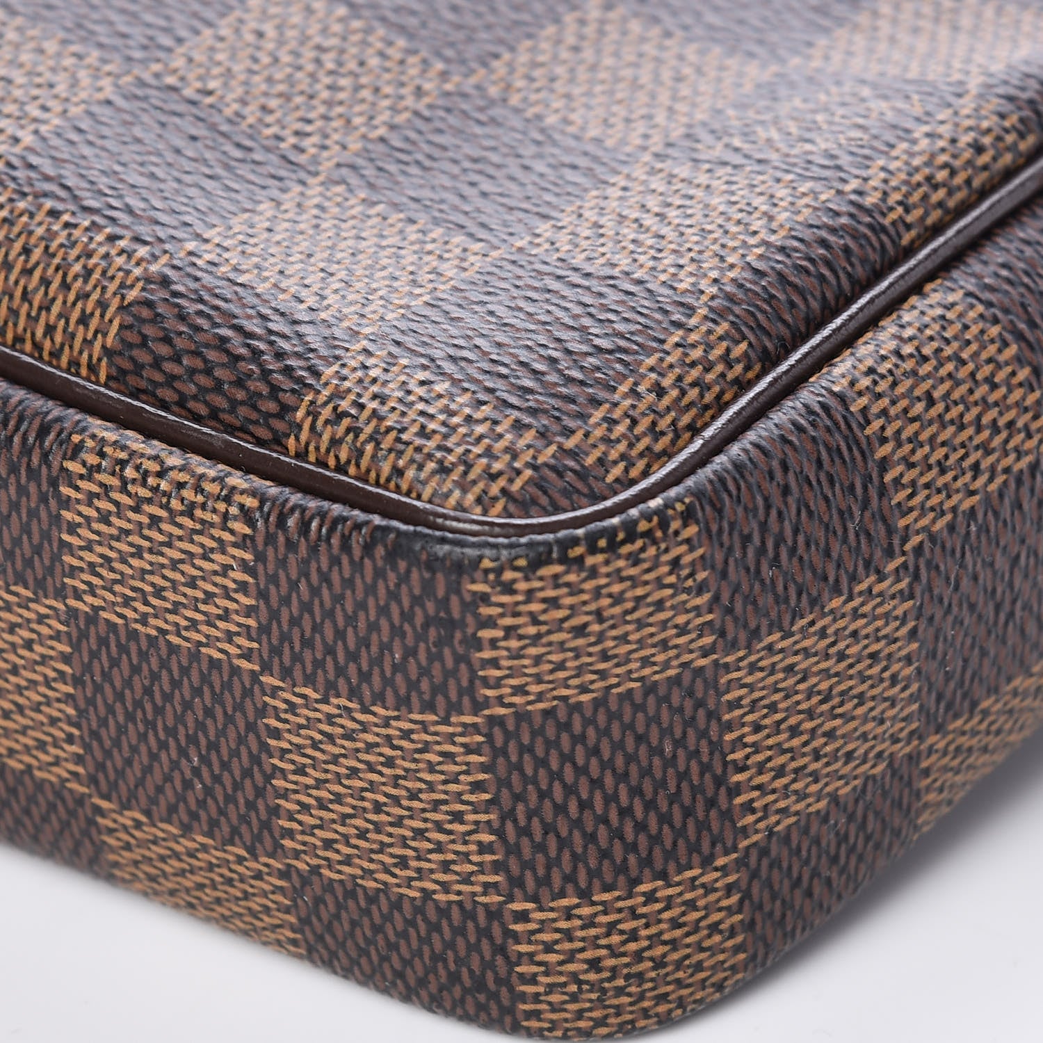 Louis Vuitton Damier Ebene Pochette Billets Macao 12 of 14