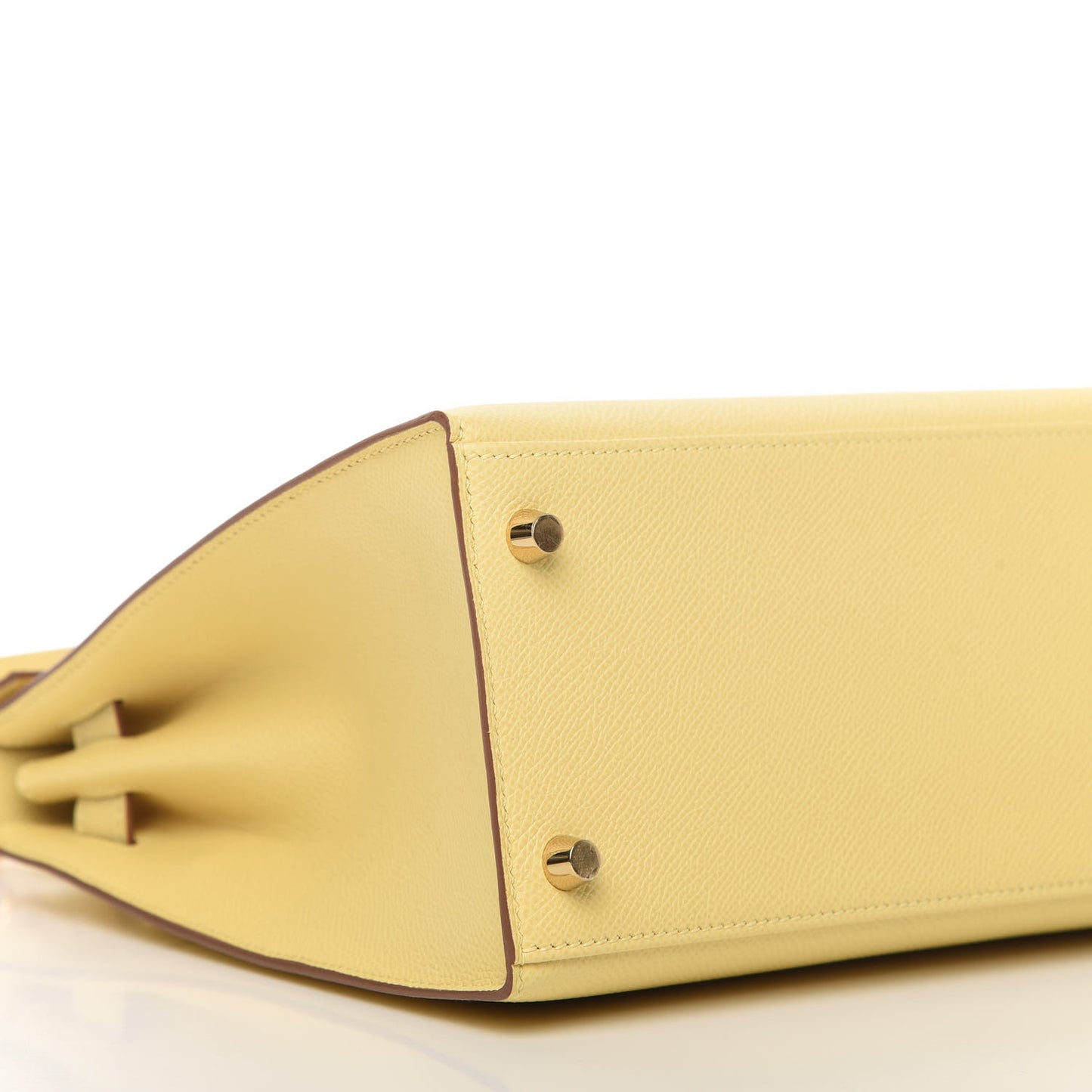 Epsom Kelly Sellier 28 Jaune Poussin