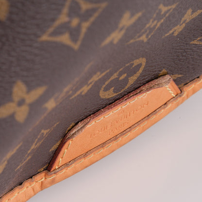 Louis Vuitton Monogram Menilmontant MM 8 of 8