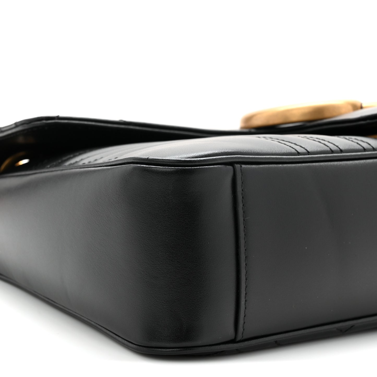 Calfskin Matelasse Medium GG Marmont Shoulder Bag Black