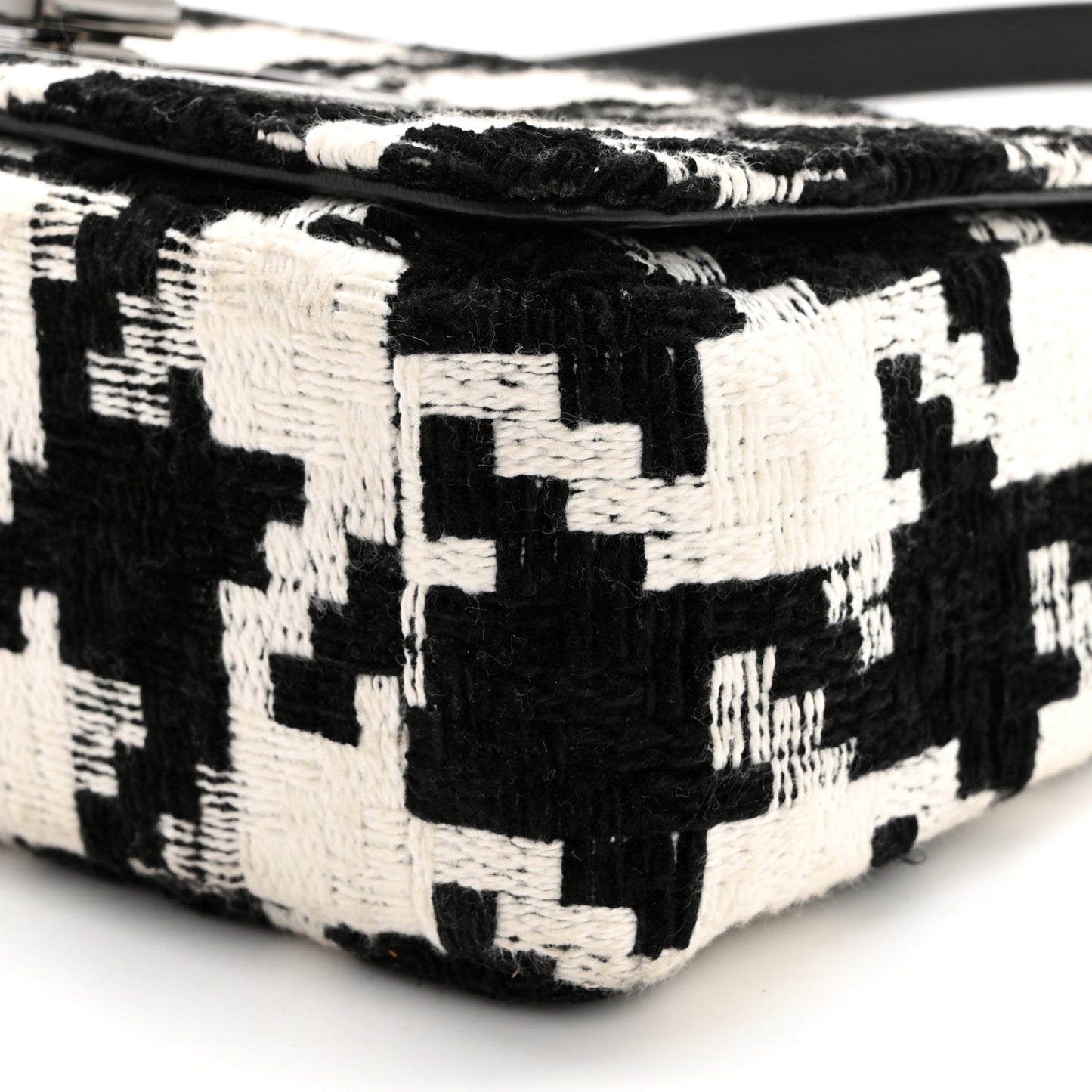 Tweed Macro Houndstooth Small Caro Bag Black White
