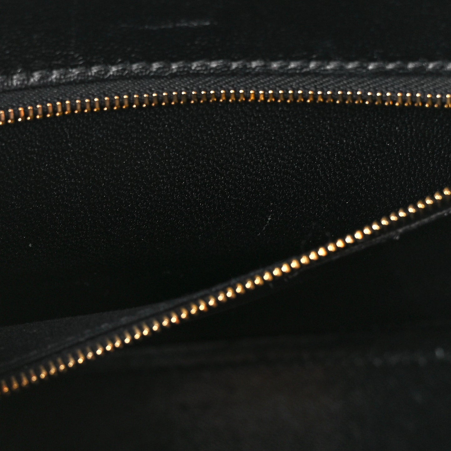 Shiny Box Calfskin Small Hourglass Top Handle Bag Black