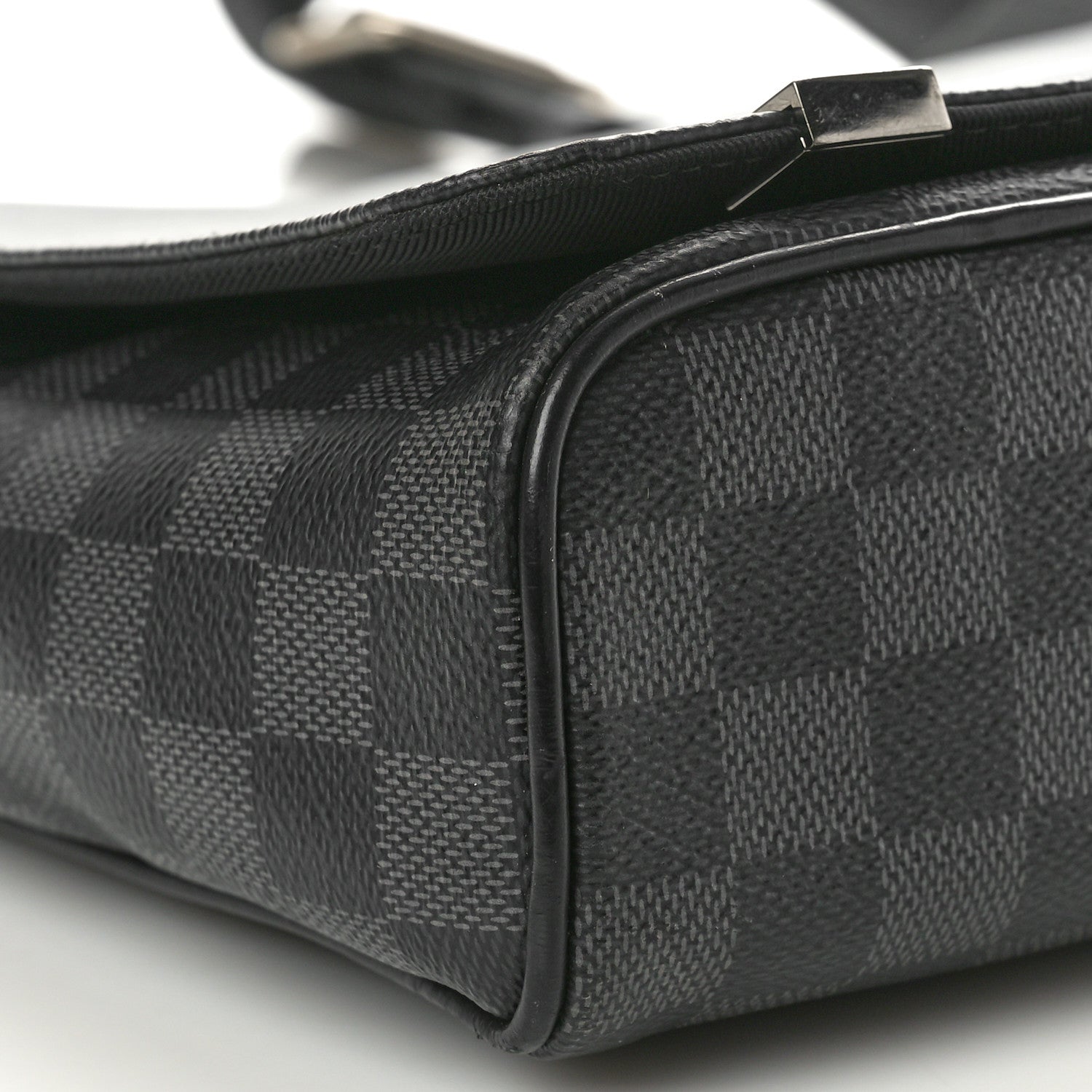 Louis Vuitton Damier Graphite District PM 9 of 11