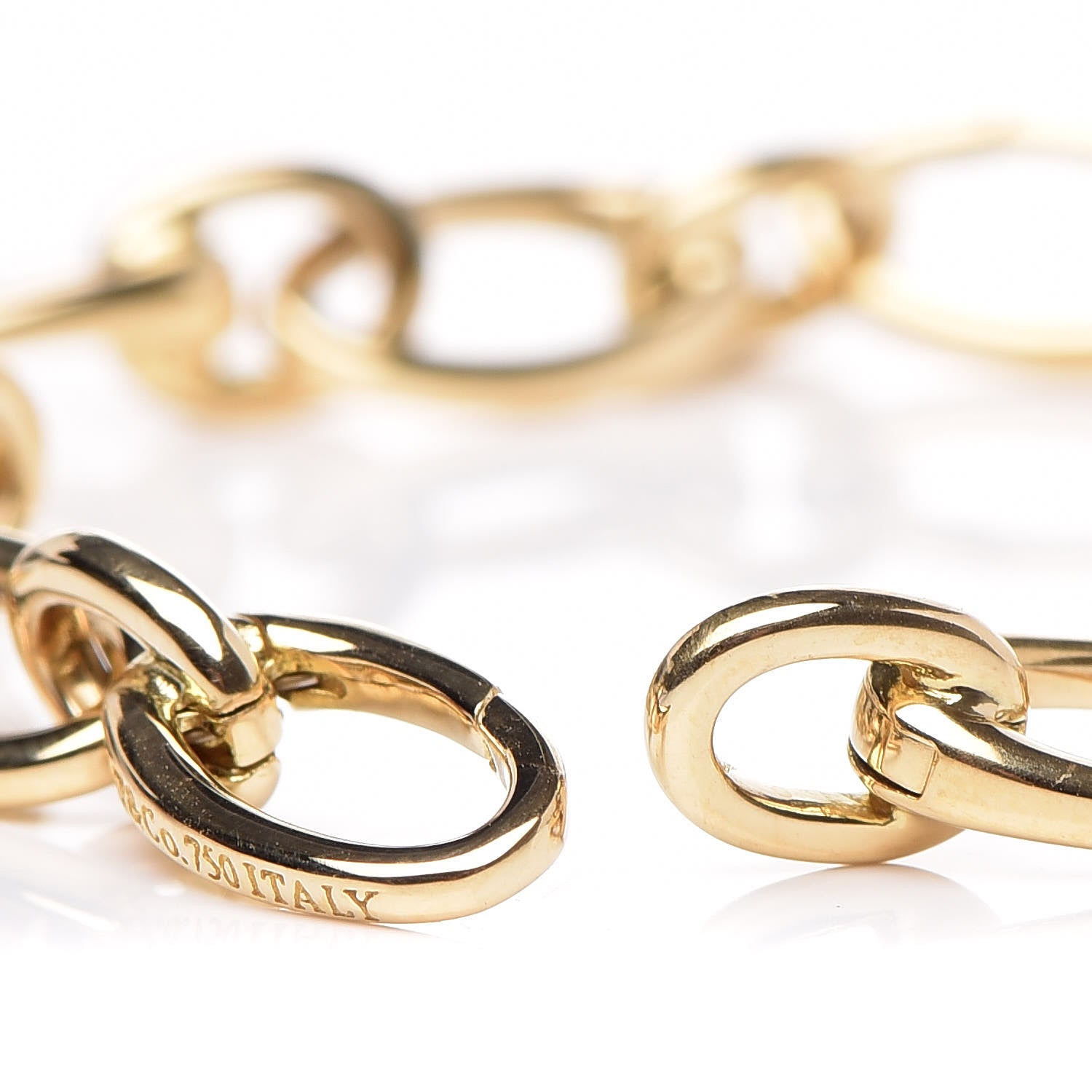 Tiffany 18K Yellow Gold Clasping Oval Link Bracelet 6 of 6