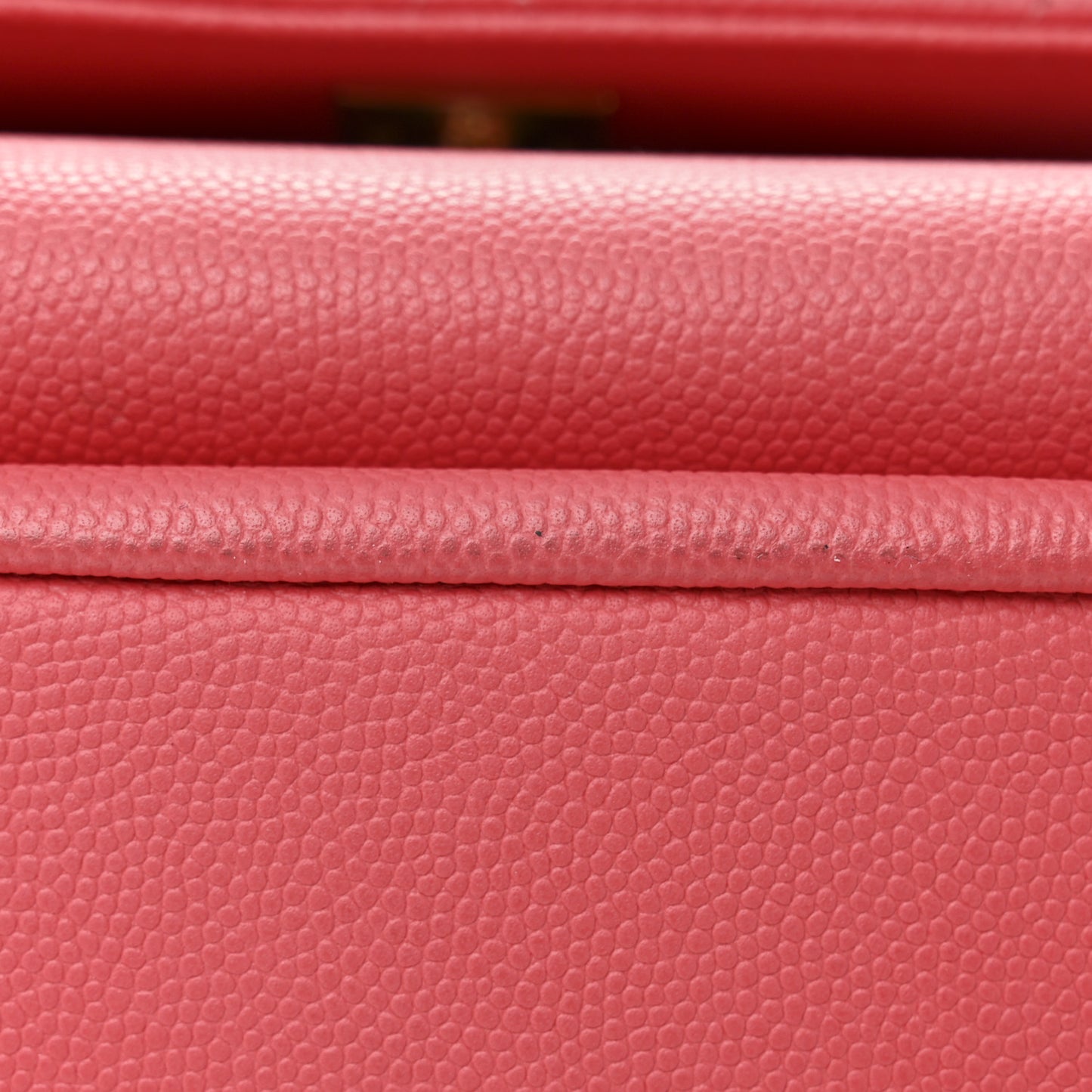 Caviar Quilted Small Business Affinity Flap Coral