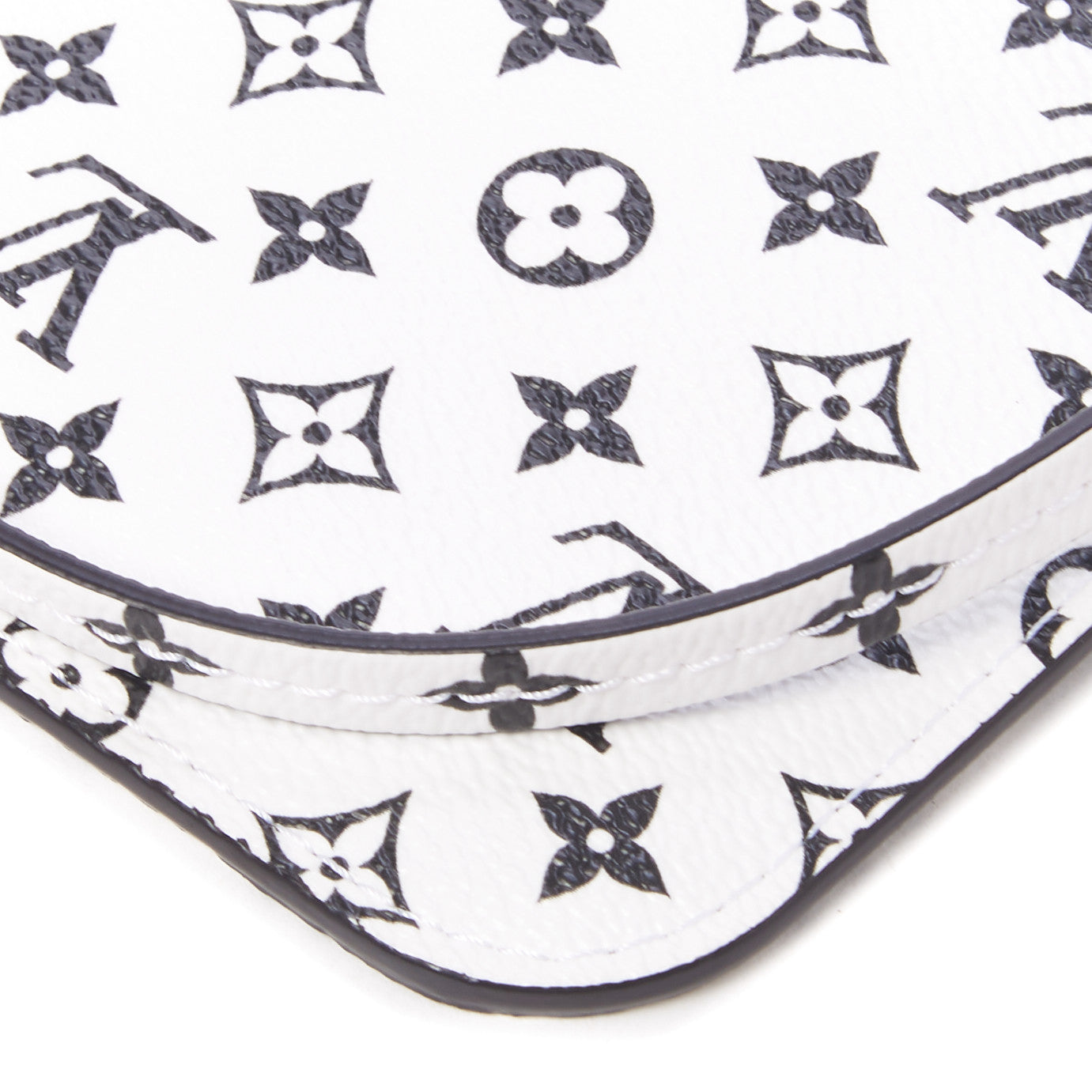 Monogram Giant Neverfull MM GM Pochette White
