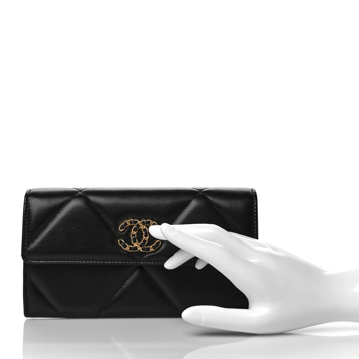 Lambskin Quilted Chanel 19 Flap Wallet Black