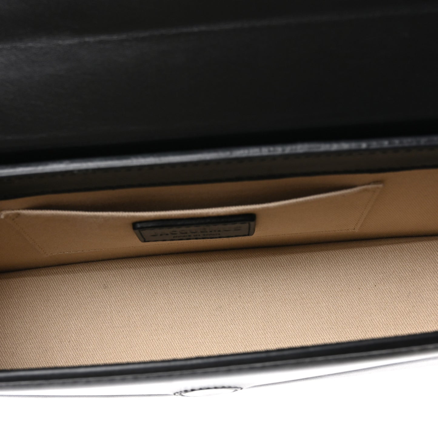 Smooth Calfskin Le Sac Rond Black