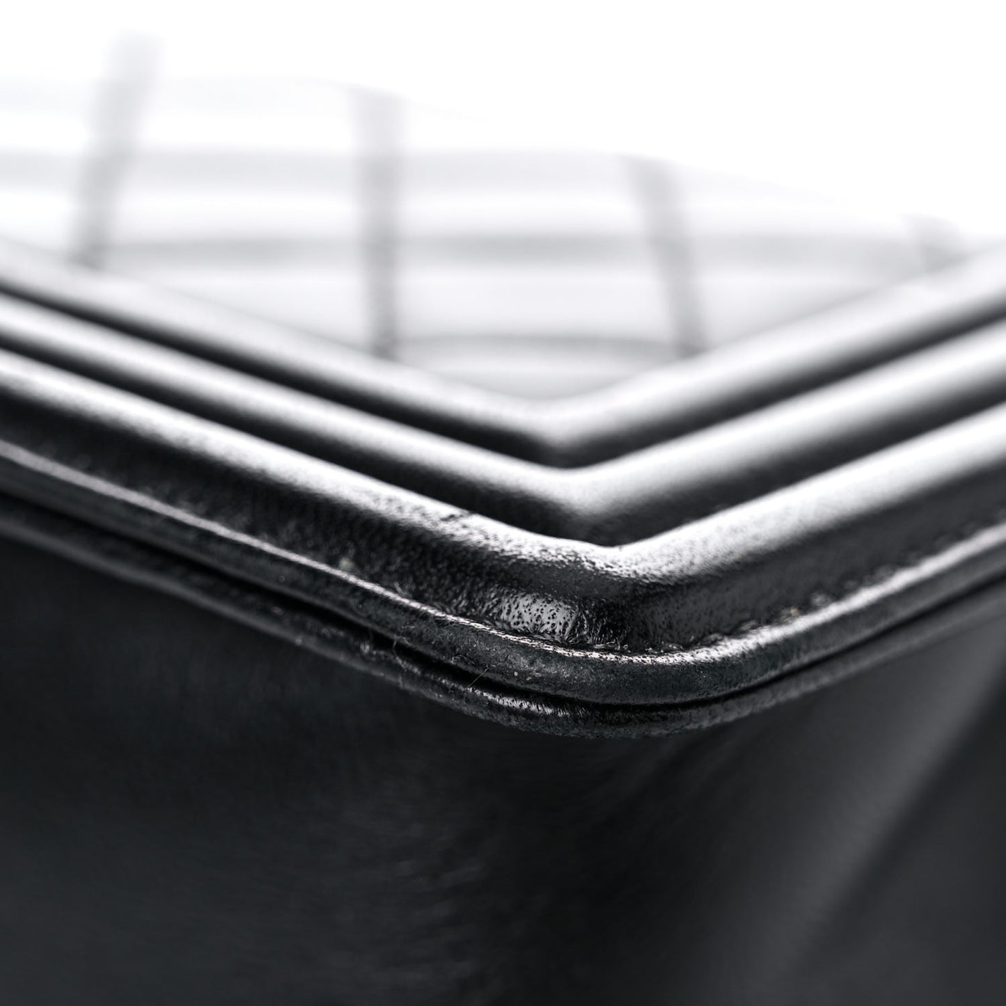 Lambskin Quilted Small Boy Flap Black