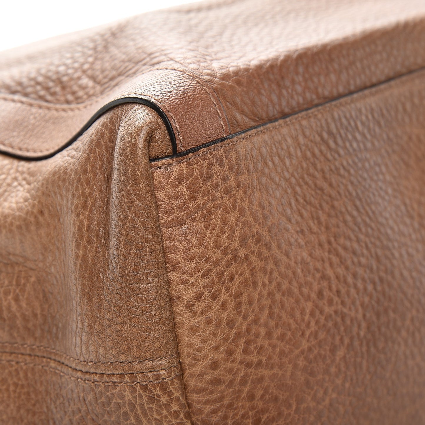 Pebbled Calfskin Medium Miss GG Top Handle Bag Light Cuir