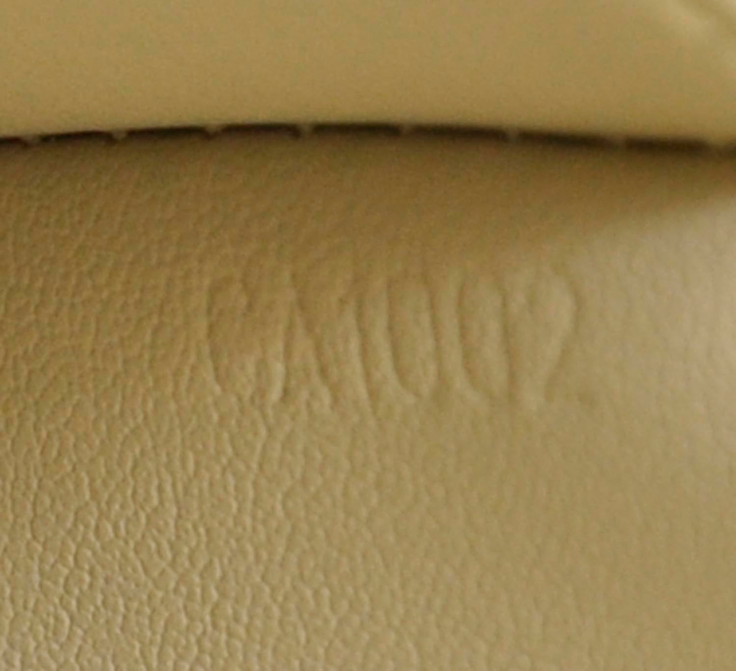 Louis Vuitton Vernis Thompson Street Beige 8 of 9