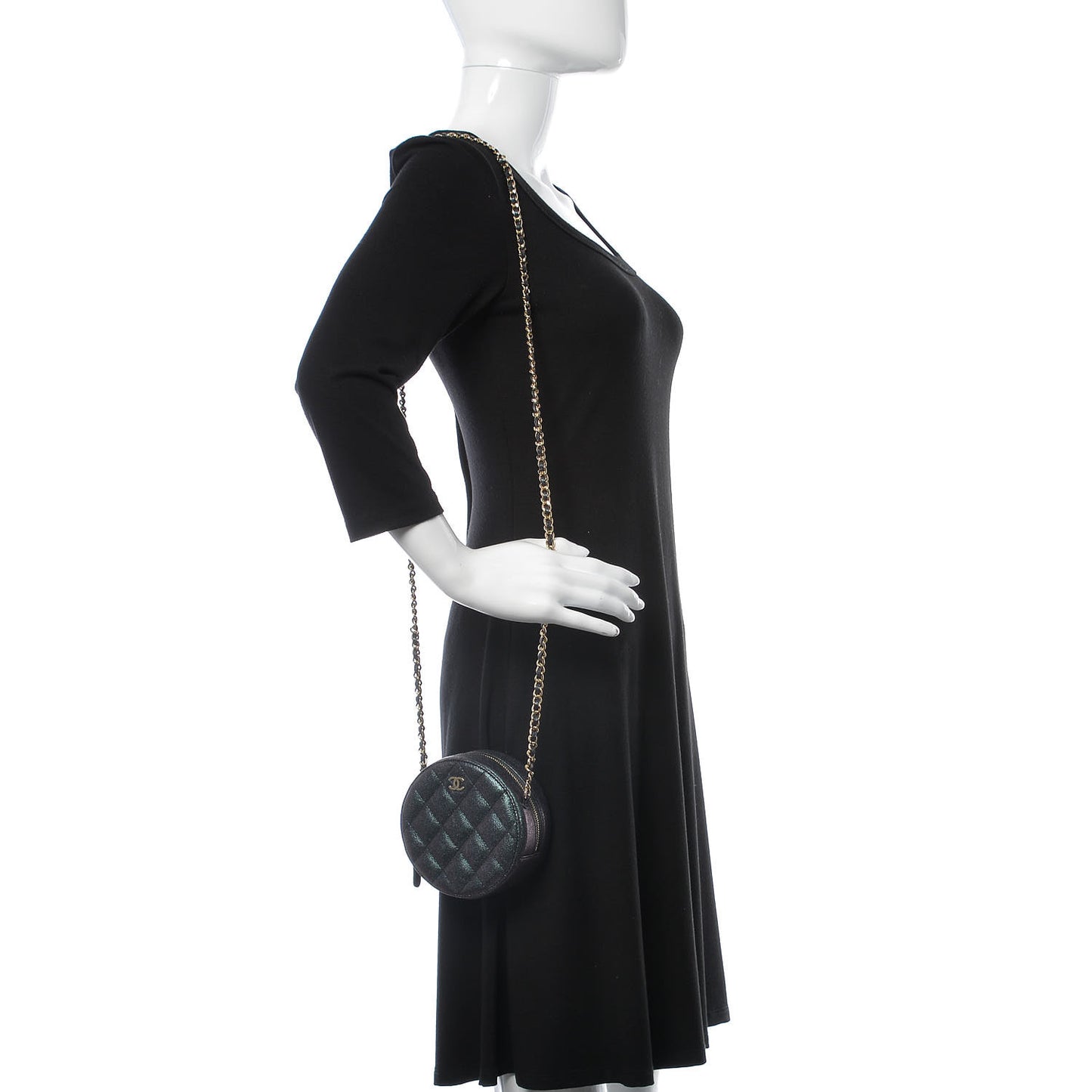 Iridescent Caviar Quilted Round Clutch With Chain Black