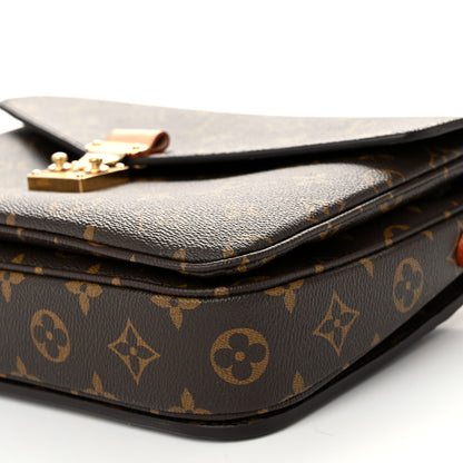 Louis Vuitton Monogram Pochette Metis 9 of 9