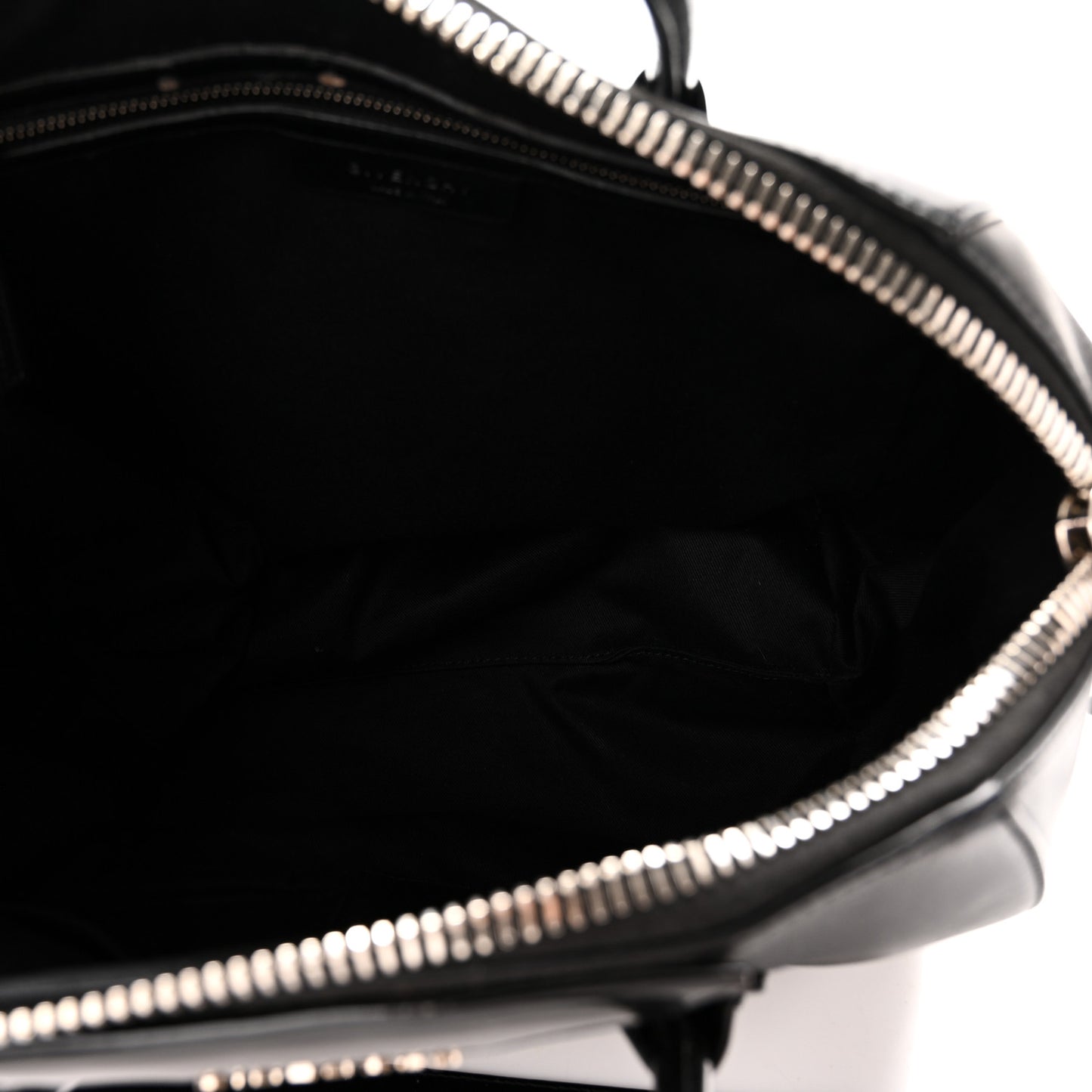 Smooth Calfskin Medium Antigona Black