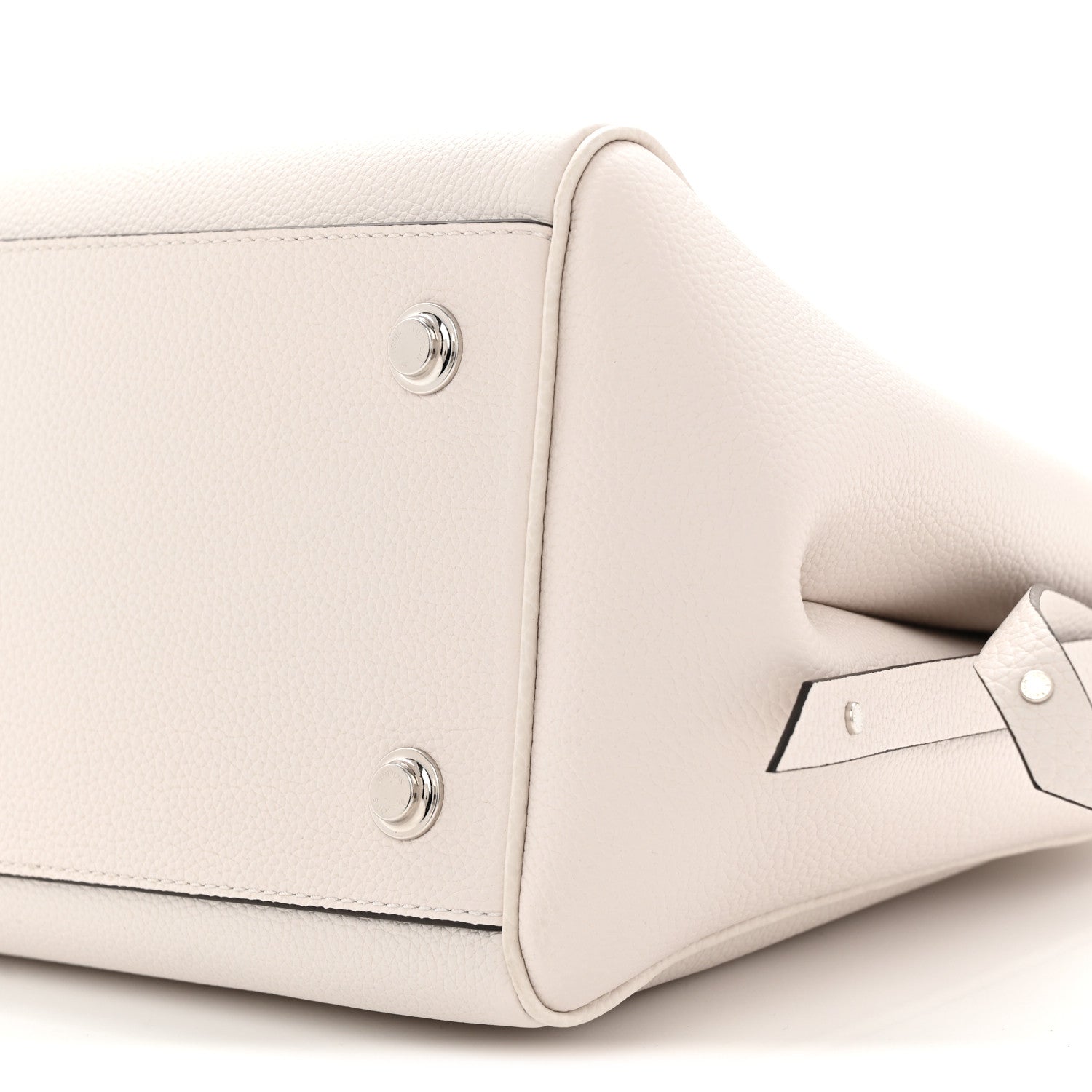 Louis Vuitton Veau Nuage Milla MM Craie 9 of 9