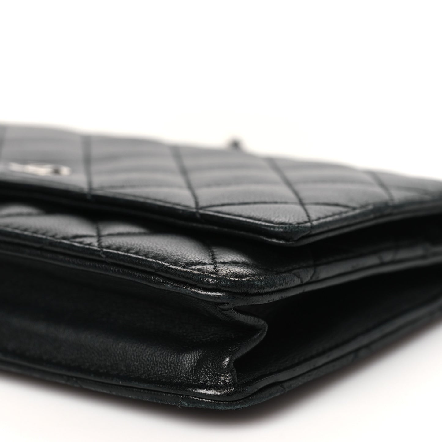 Lambskin Quilted Wallet On Chain WOC Black