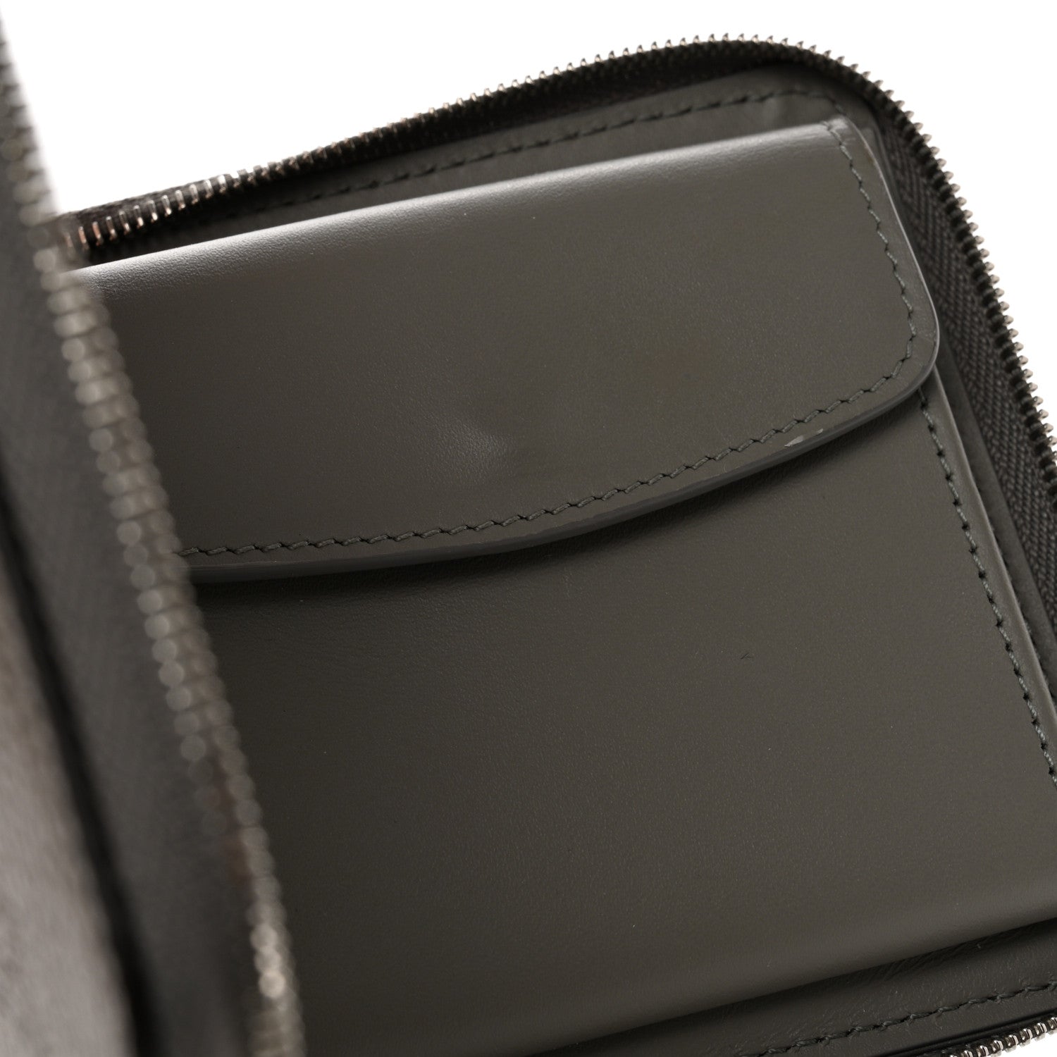 Louis Vuitton Mahina Zippy Compact Wallet Galet 5 of 9